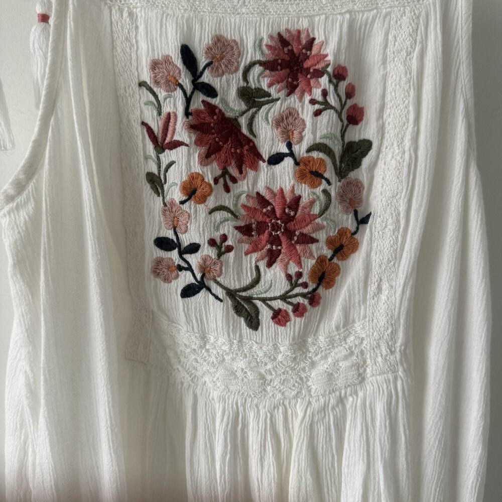 Abercrombie & Fitch Embroidered Floral Gauze Mini Dress XXSP White Boho Tassel - Picture 5 of 9